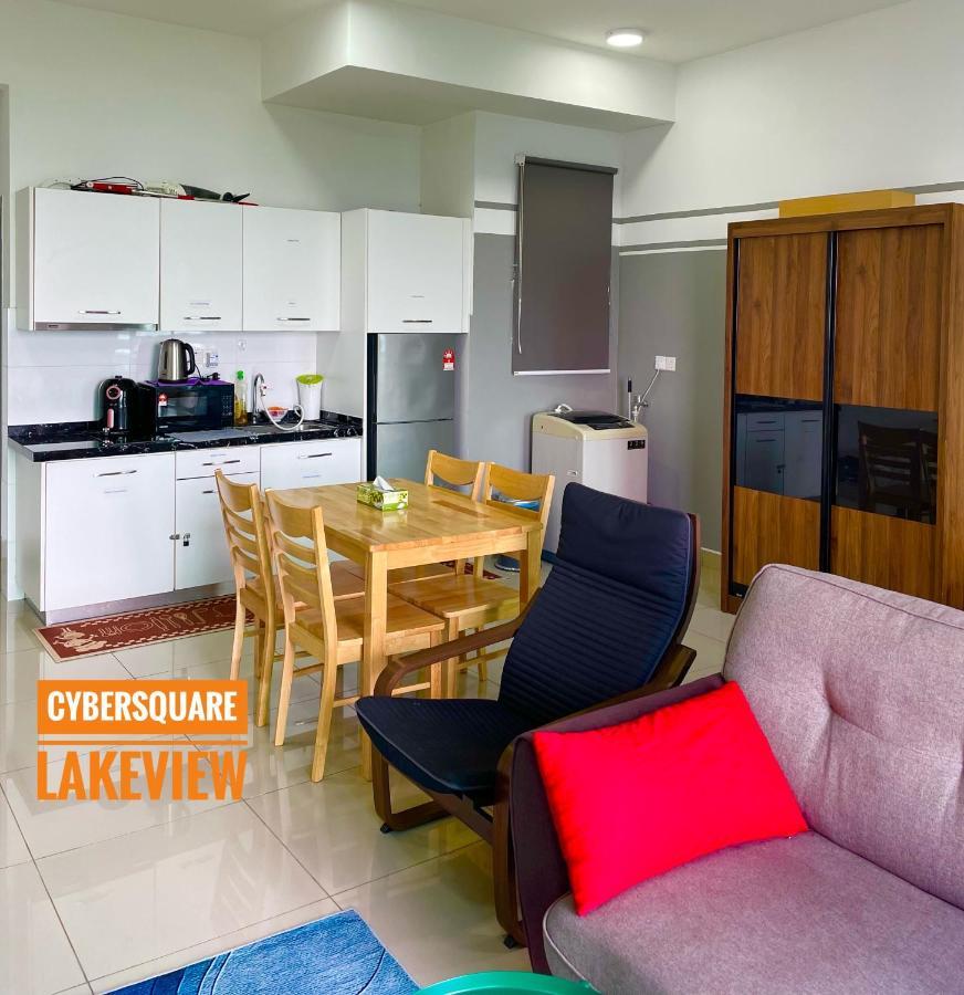Cybersquare Lakeview With Netflix And Disney Hotstar サイバージャヤ エクステリア 写真