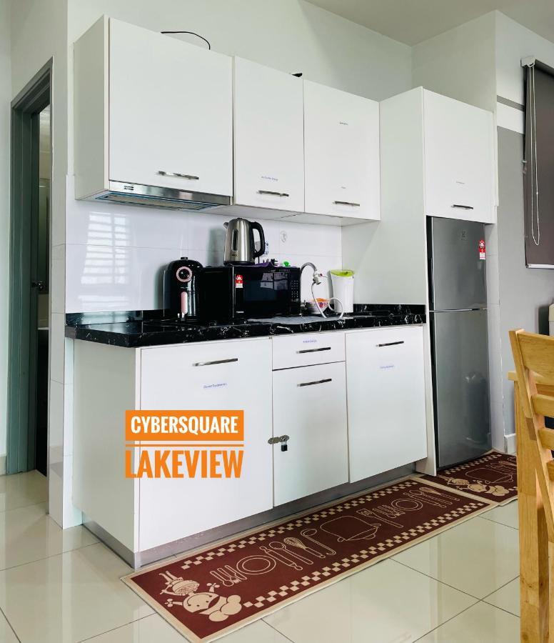 Cybersquare Lakeview With Netflix And Disney Hotstar サイバージャヤ エクステリア 写真