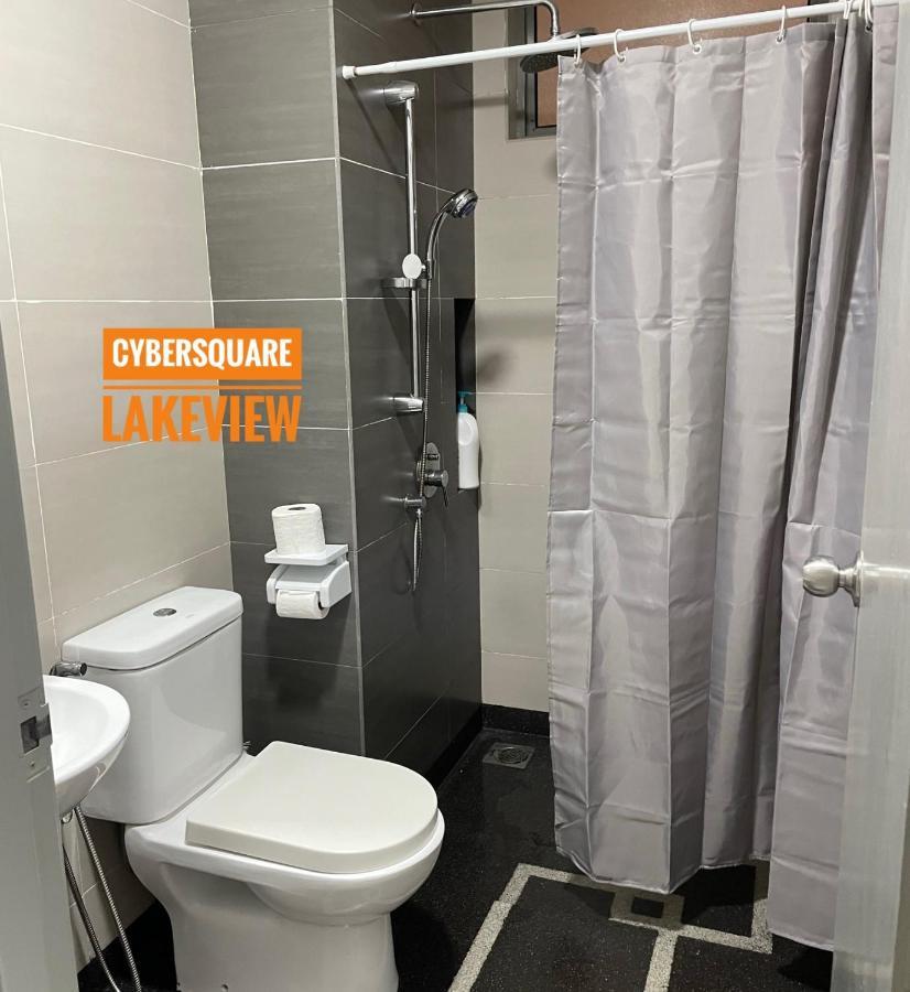 Cybersquare Lakeview With Netflix And Disney Hotstar サイバージャヤ エクステリア 写真