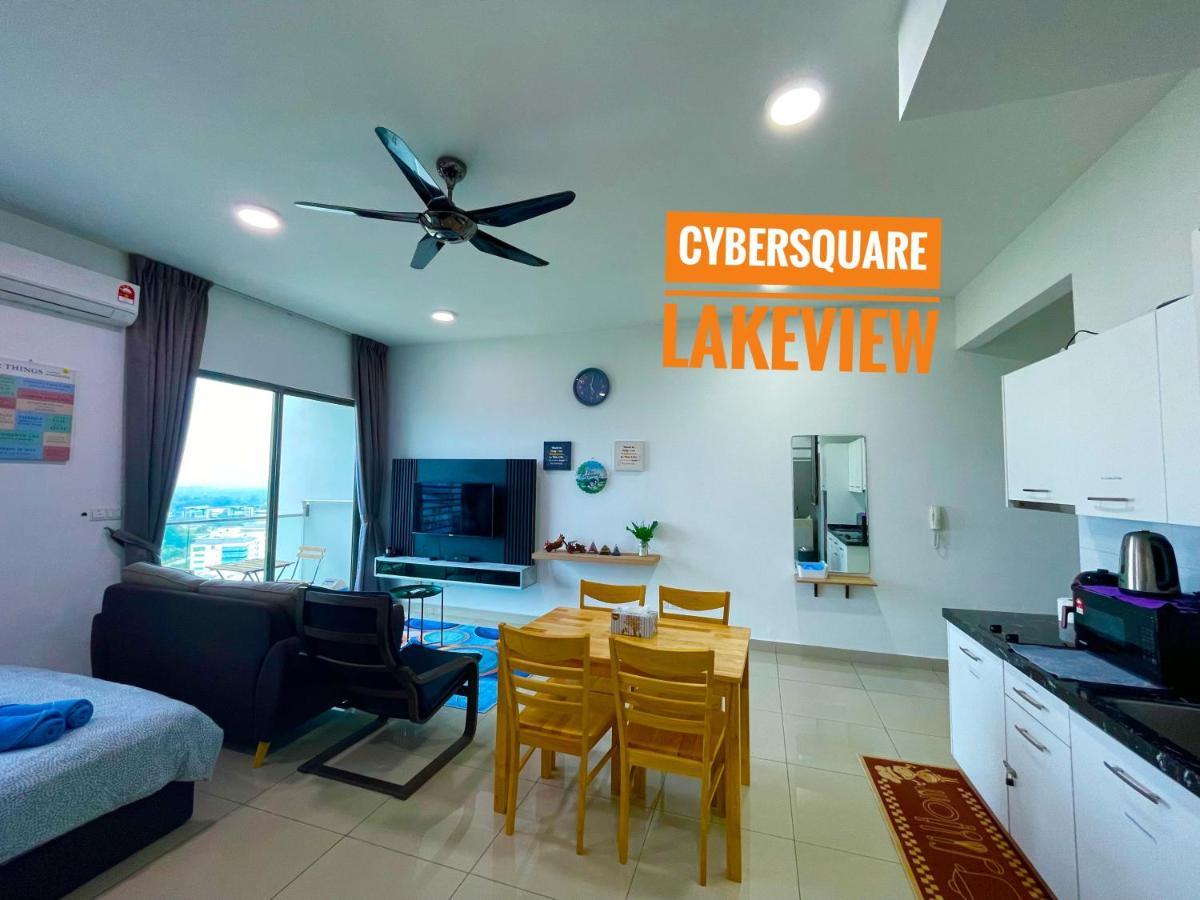 Cybersquare Lakeview With Netflix And Disney Hotstar サイバージャヤ エクステリア 写真